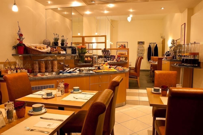 Imagen del bar/restaurante del Hotel Plaza, Frankfurt. Foto 2