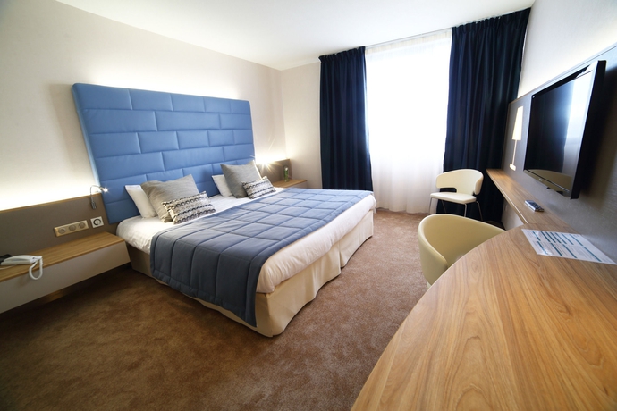 Imagen de la habitación del Hotel Plaza Futuroscope. Foto 6