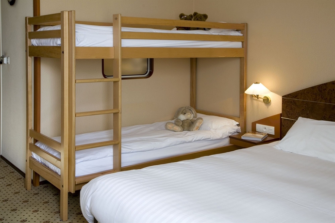 Imagen de la habitación del Hotel Plaza Futuroscope. Foto 11