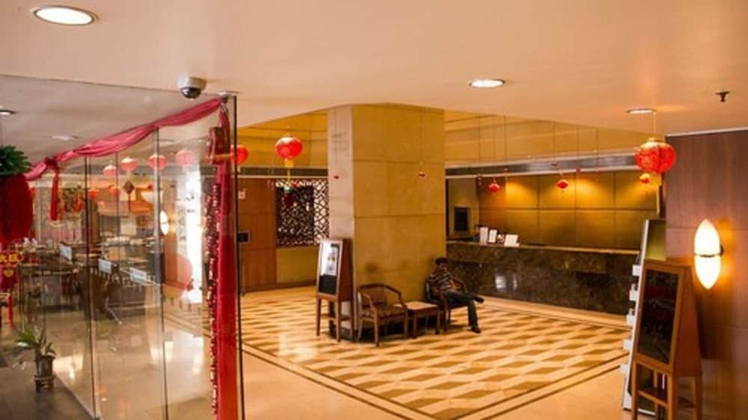Imagen de los interiores del Hotel Plaza Grand. Foto 19
