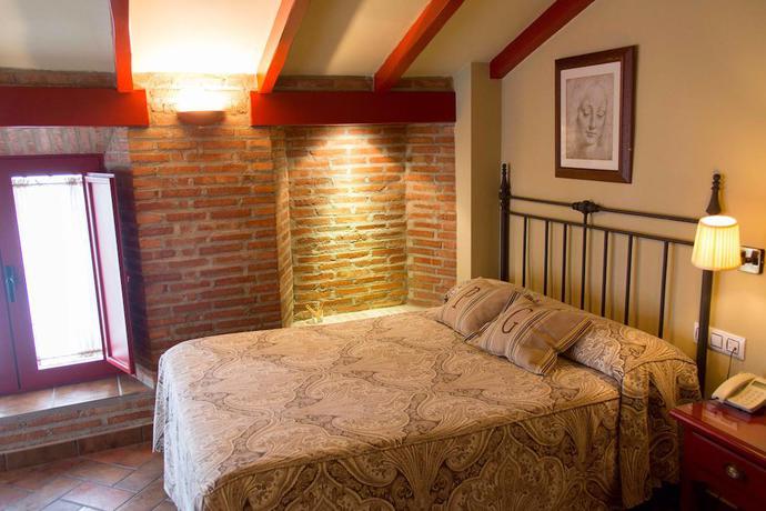 Imagen de la habitación del Hotel Plaza Grande, Zafra. Foto 6