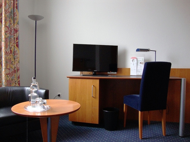 Imagen de la habitación del Hotel Plaza Hanau. Foto 14