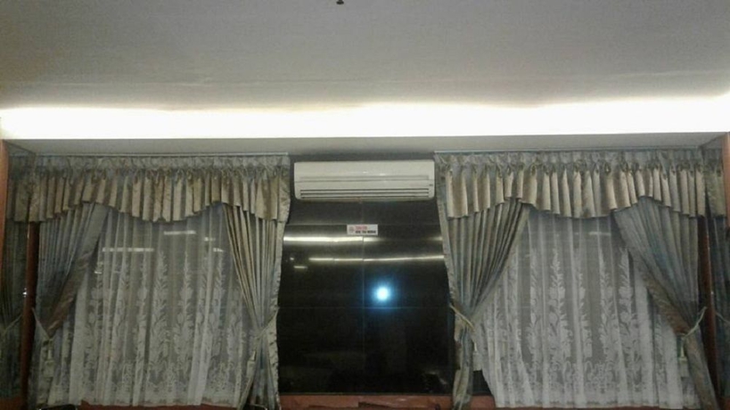 Imagen de los interiores del Hotel Plaza Harco Mangga Dua. Foto 10