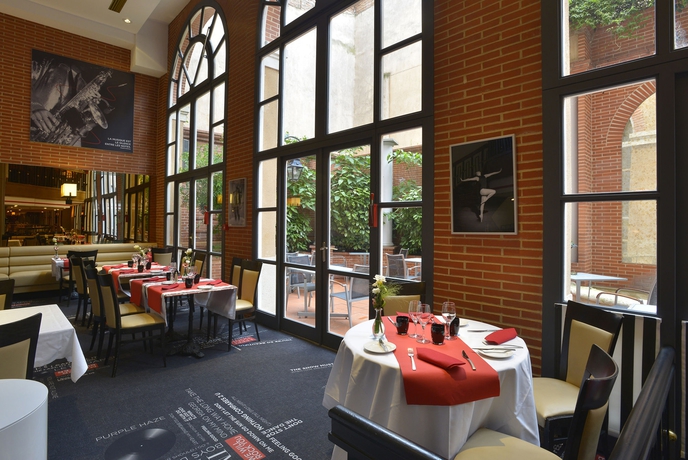 Imagen del bar/restaurante del Hotel Plaza Hotel Capitole Toulouse. Foto 3
