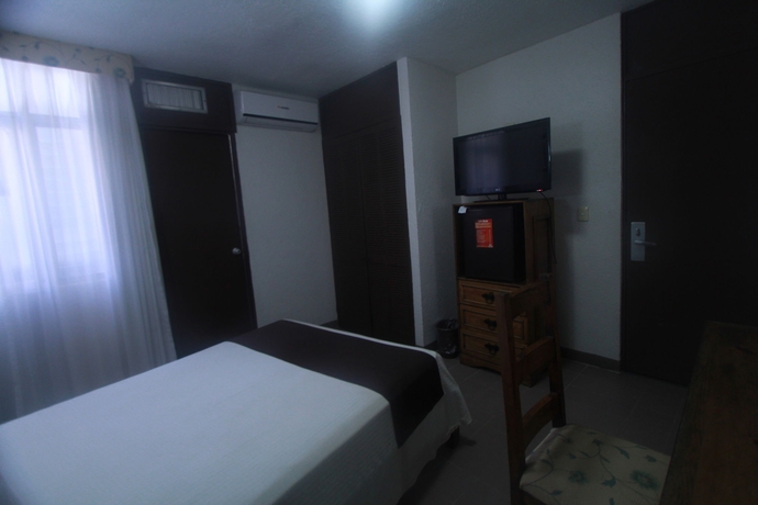 Imagen de la habitación del Hotel Plaza Independencia. Foto 5