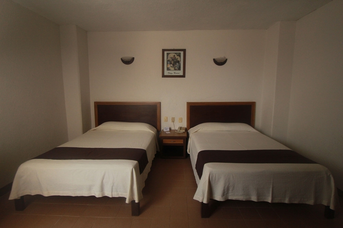 Imagen de la habitación del Hotel Plaza Independencia. Foto 6