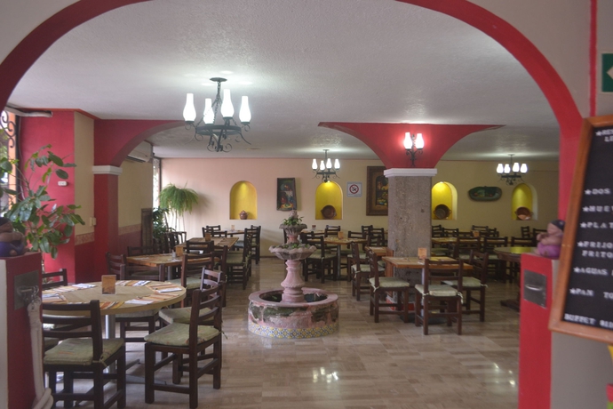 Imagen del bar/restaurante del Hotel Plaza Independencia. Foto 4