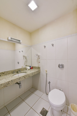 Imagen de la habitación del Hotel Plaza Inn Augustus. Foto 8