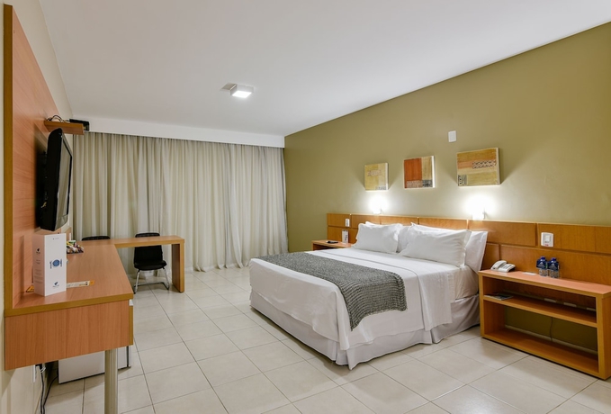 Imagen de la habitación del Hotel Plaza Inn Augustus. Foto 10