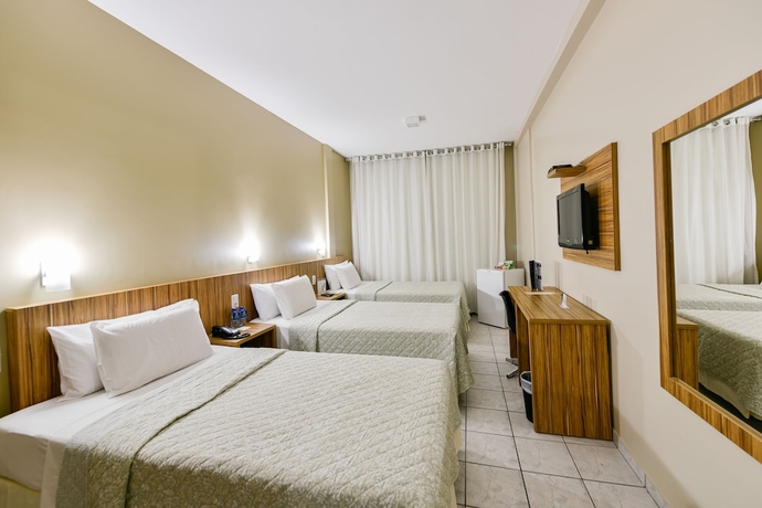 Imagen de la habitación del Hotel Plaza Inn Augustus. Foto 11