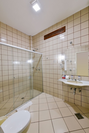 Imagen de la habitación del Hotel Plaza Inn Augustus. Foto 14