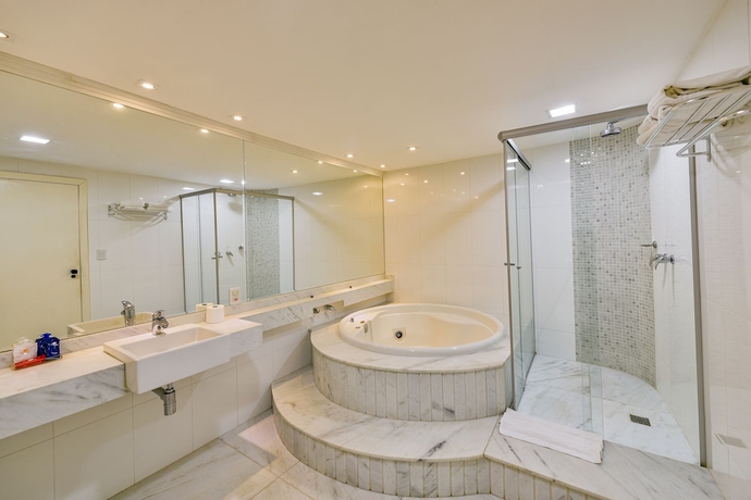 Imagen de la habitación del Hotel Plaza Inn Augustus. Foto 15