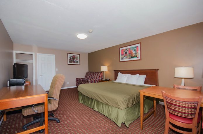 Imagen de la habitación del Hotel Plaza Inn, Danvers. Foto 9