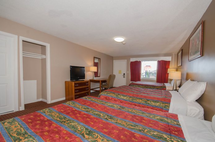 Imagen de la habitación del Hotel Plaza Inn, Danvers. Foto 11