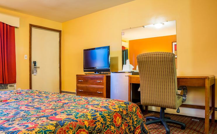 Imagen de la habitación del Hotel Plaza Inn, Danvers. Foto 16