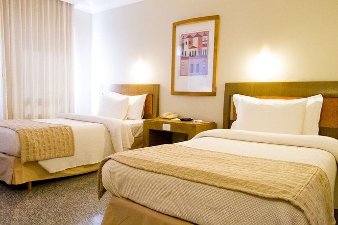 Imagen de la habitación del Hotel Plaza Inn Executive. Foto 4