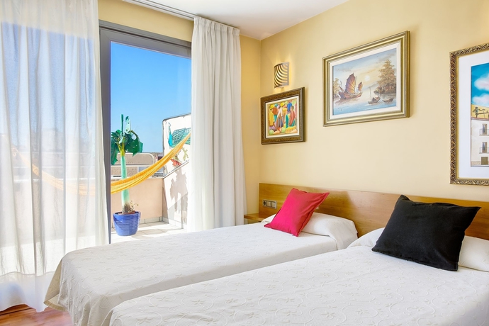 Imagen de la habitación del Hotel Plaza Inn, Figueres. Foto 5