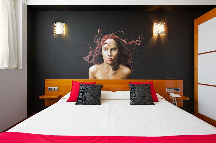 Imagen de la habitación del Hotel Plaza Inn, Figueres. Foto 9