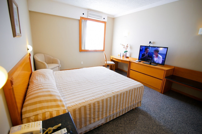 Imagen de la habitación del Hotel Plaza Inn Master. Foto 5