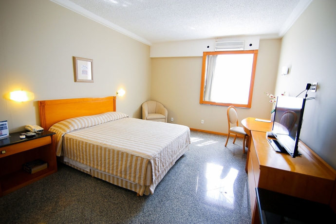 Imagen de la habitación del Hotel Plaza Inn Master. Foto 10