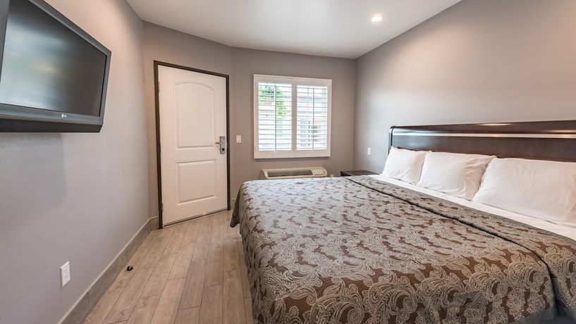 Imagen de la habitación del Hotel Plaza Inn, South Gate. Foto 10