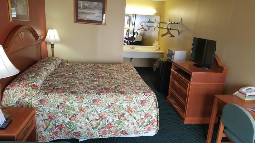 Imagen de los interiores del Hotel Plaza Inn Springfield. Foto 14
