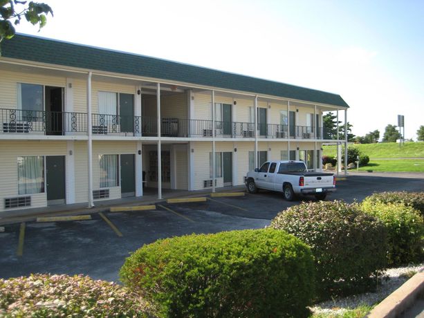 Imagen de la habitación del Hotel Plaza Inn Springfield. Foto 3