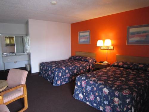 Imagen de la habitación del Hotel Plaza Inn, Topeka. Foto 10