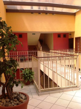 Imagen de los interiores del Hotel Plaza Jard&iacute;n. Foto 20