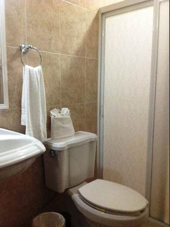 Imagen de la habitación del Hotel Plaza Jard&iacute;n. Foto 13