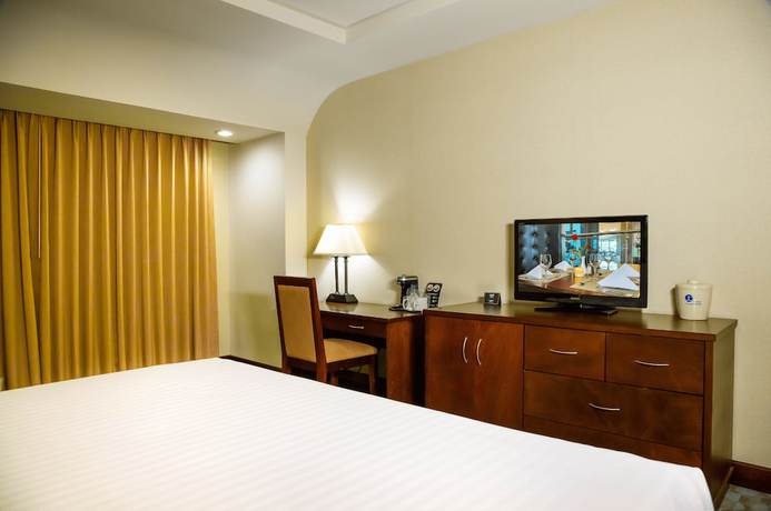 Imagen de la habitación del Hotel Plaza Juan Carlos. Foto 15