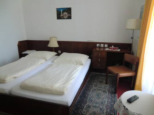 Imagen de la habitación del Hotel Plaza, KREUZLINGEN. Foto 5