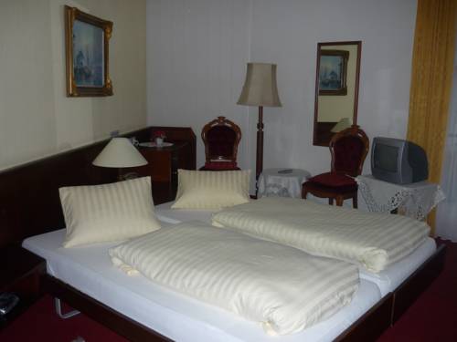 Imagen de la habitación del Hotel Plaza, KREUZLINGEN. Foto 15