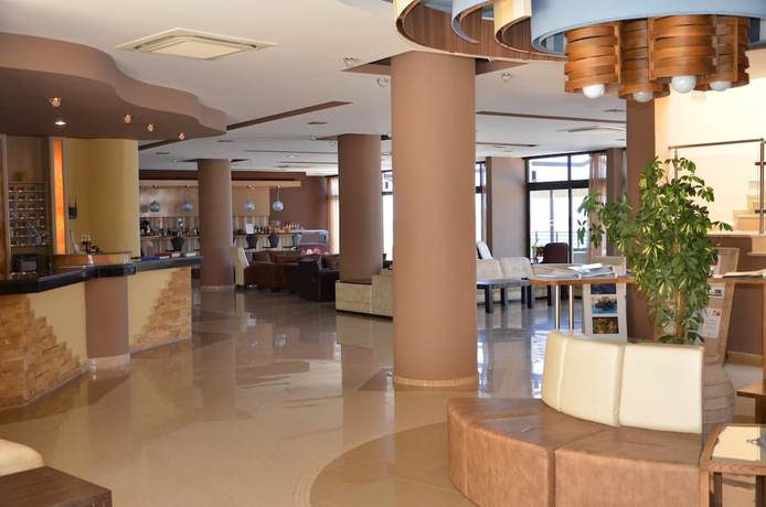 Imagen de los interiores del Hotel Plaza, K&aacute;limnos. Foto 17