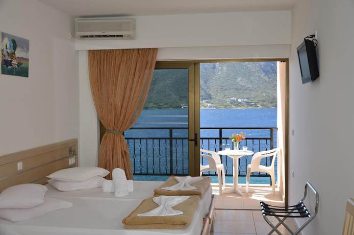 Imagen de la habitación del Hotel Plaza, K&aacute;limnos. Foto 8