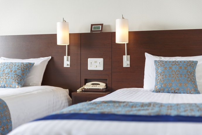 Imagen de la habitación del Hotel Plaza Kobe. Foto 4