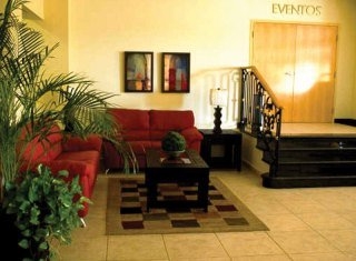 Imagen general del Hotel Plaza Las Quintas. Foto 3