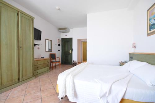 Imagen de la habitación del Hotel Plaza, Lido degli Estensi. Foto 8
