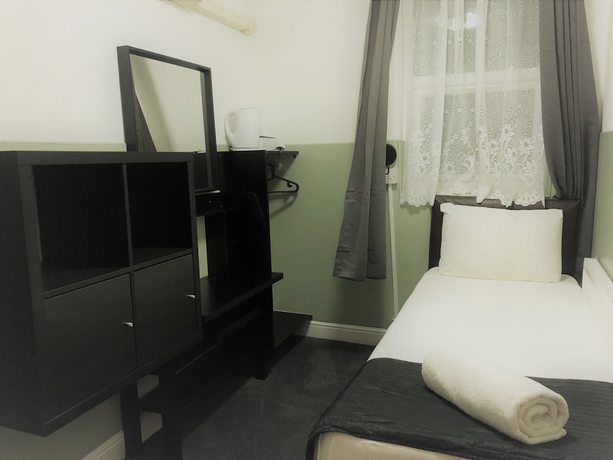 Imagen de la habitación del Hotel Plaza London. Foto 3