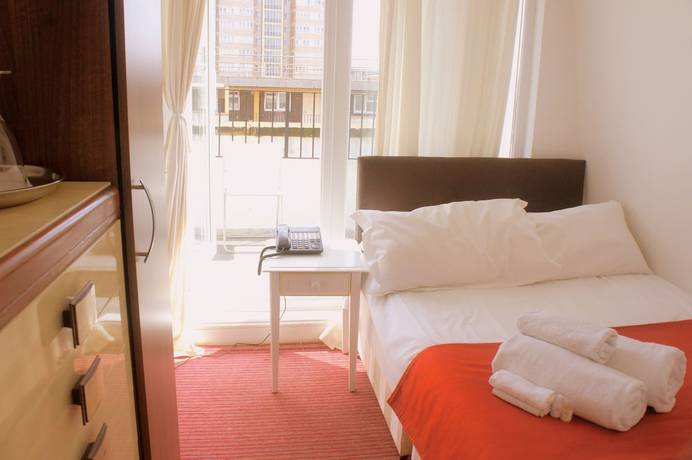 Imagen de la habitación del Hotel Plaza London. Foto 5
