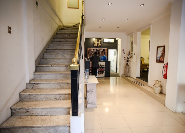 Imagen de los interiores del Hotel Plaza Londres. Foto 15