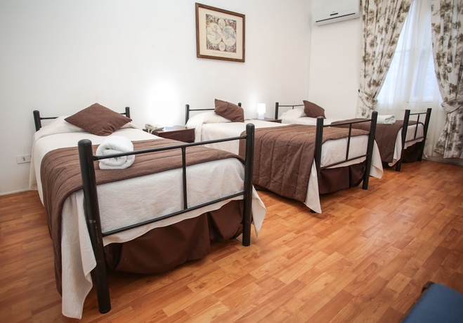 Imagen de la habitación del Hotel Plaza Londres. Foto 9
