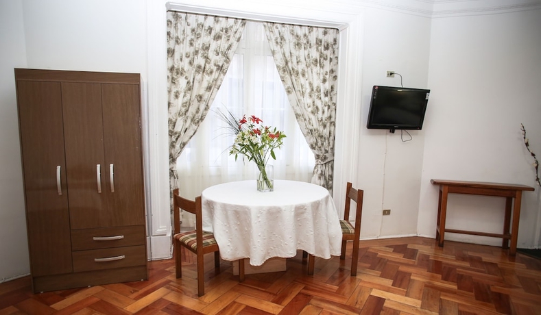 Imagen de la habitación del Hotel Plaza Londres. Foto 12