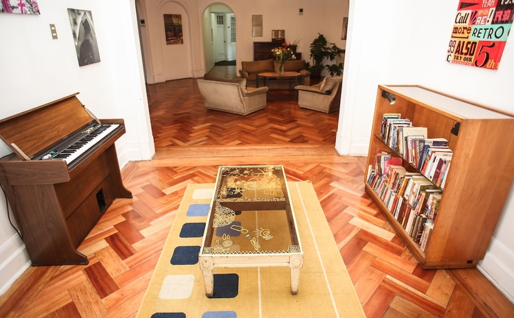 Imagen de los interiores del Hotel Plaza Londres. Foto 18