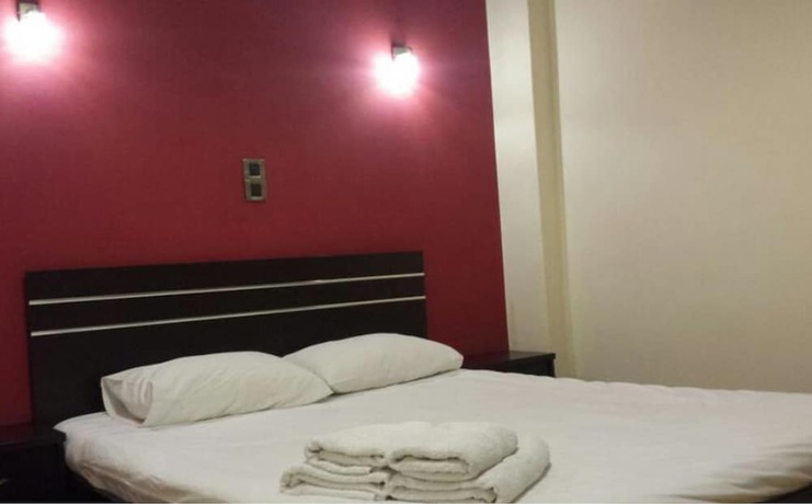Imagen de la habitación del Hotel Plaza, Loutraki. Foto 16