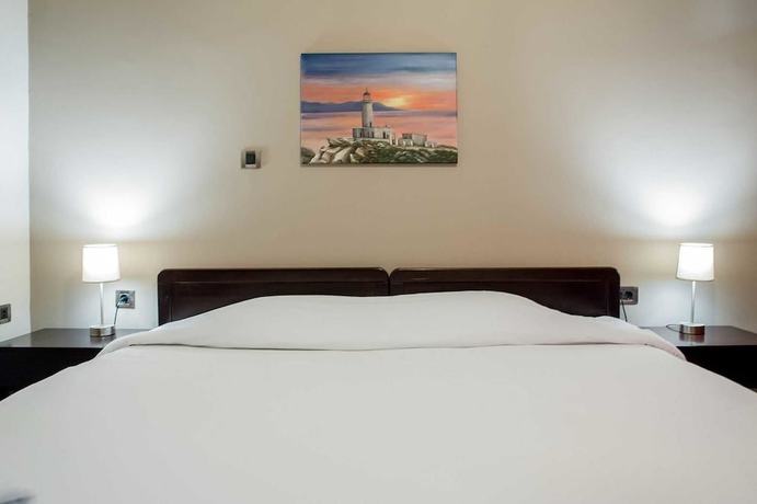 Imagen de la habitación del Hotel Plaza, Loutraki. Foto 18