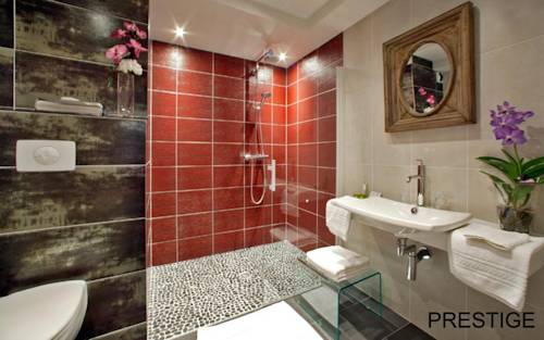 Imagen de la habitación del Hotel Plaza Madeleine and Spa. Foto 13