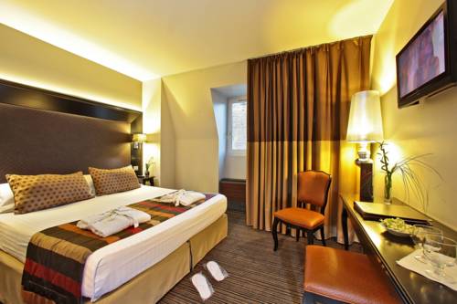 Imagen de la habitación del Hotel Plaza Madeleine and Spa. Foto 16