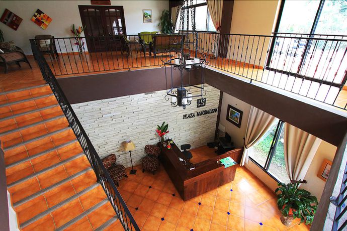 Imagen de los interiores del Hotel Plaza Magdalena. Foto 10