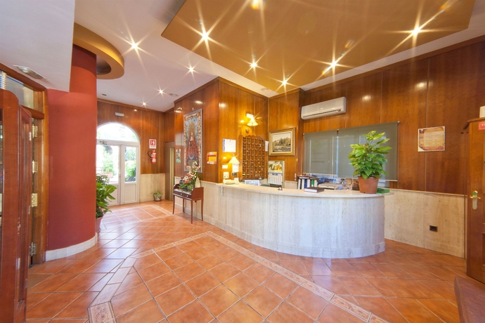 Imagen de los interiores del Hotel Plaza Manjon. Foto 8